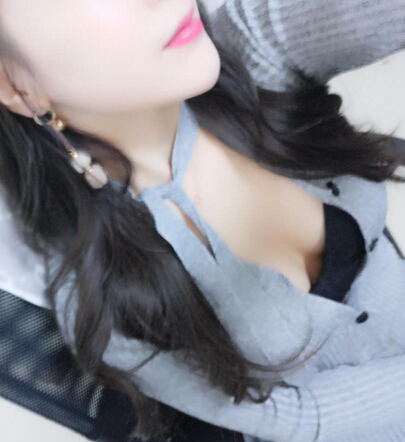重庆军美整形余成坤做自体脂肪隆胸手术果