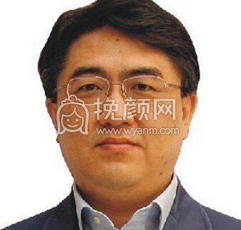 武汉伊美馨整形医院崔胸哲三维假体隆胸术果
