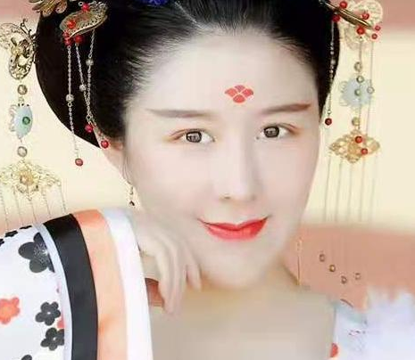 大连瑞和杨柠泽、大连天俪胡刚隆鼻选呢个好?