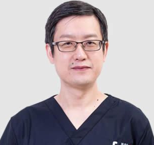 北京维乐口腔周铭做种植牙怎么样?