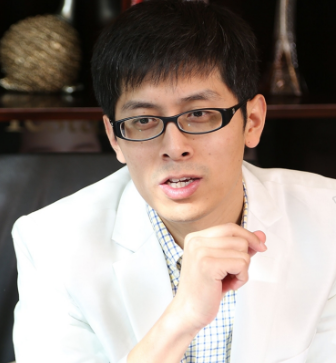 武汉达拉斯刘波 邹巍做肋骨鼻部手术隆鼻怎么样?