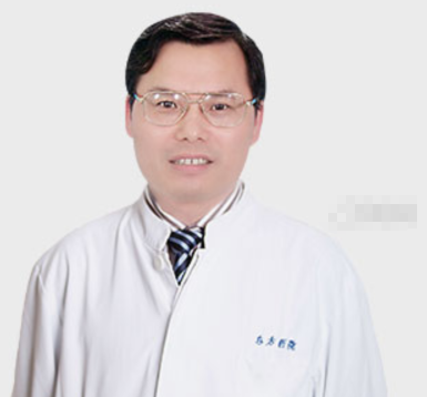 上海九院隆鼻医生谁好?