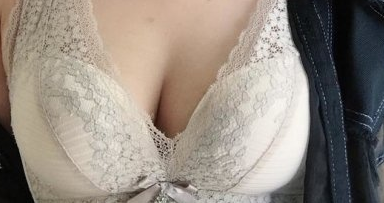 黄名斗医生隆胸果如何?案例有吗?